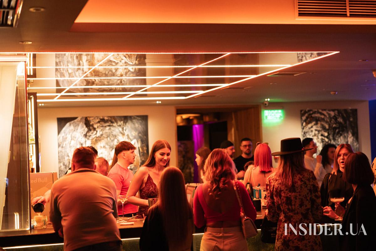 123 000 грн для ЗСУ: як минув черговий благодійний захід INSIDER.UA х МУЗВАР