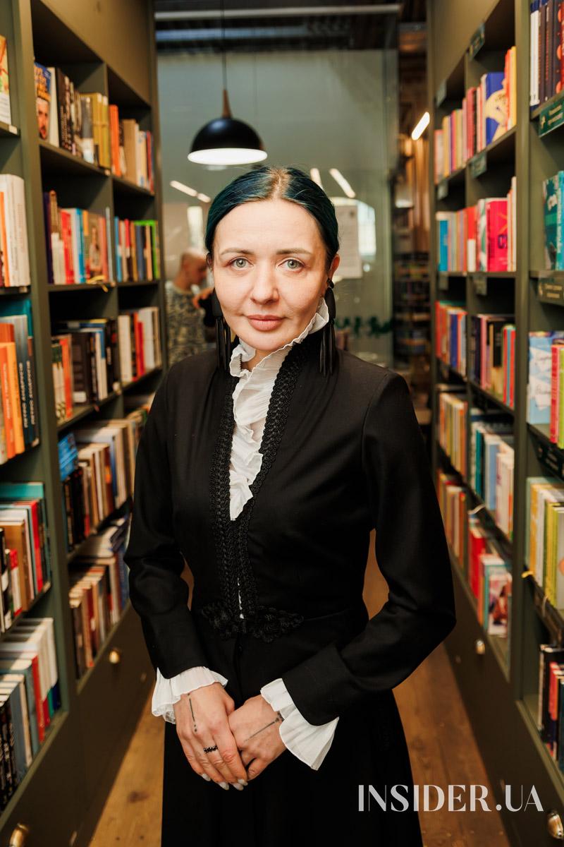 «Музи не мають мовчати»: поетичний вечір у книгарні ReadEat