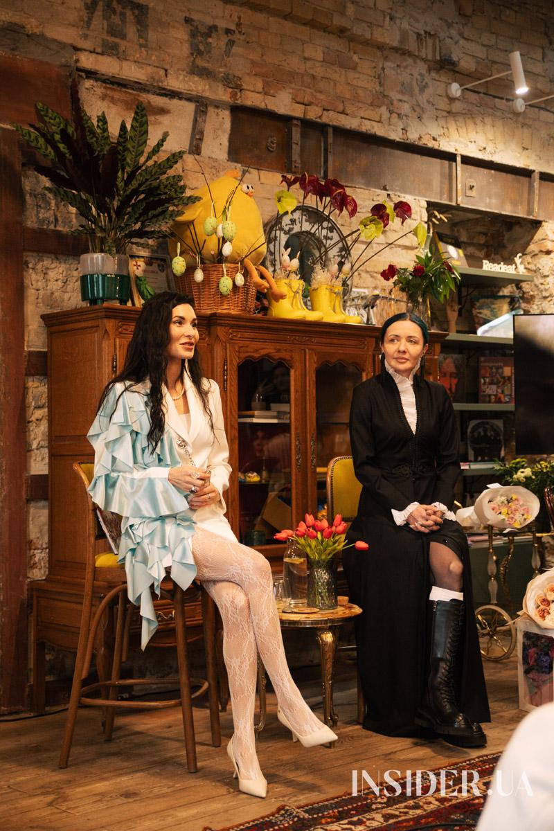 «Музи не мають мовчати»: поетичний вечір у книгарні ReadEat