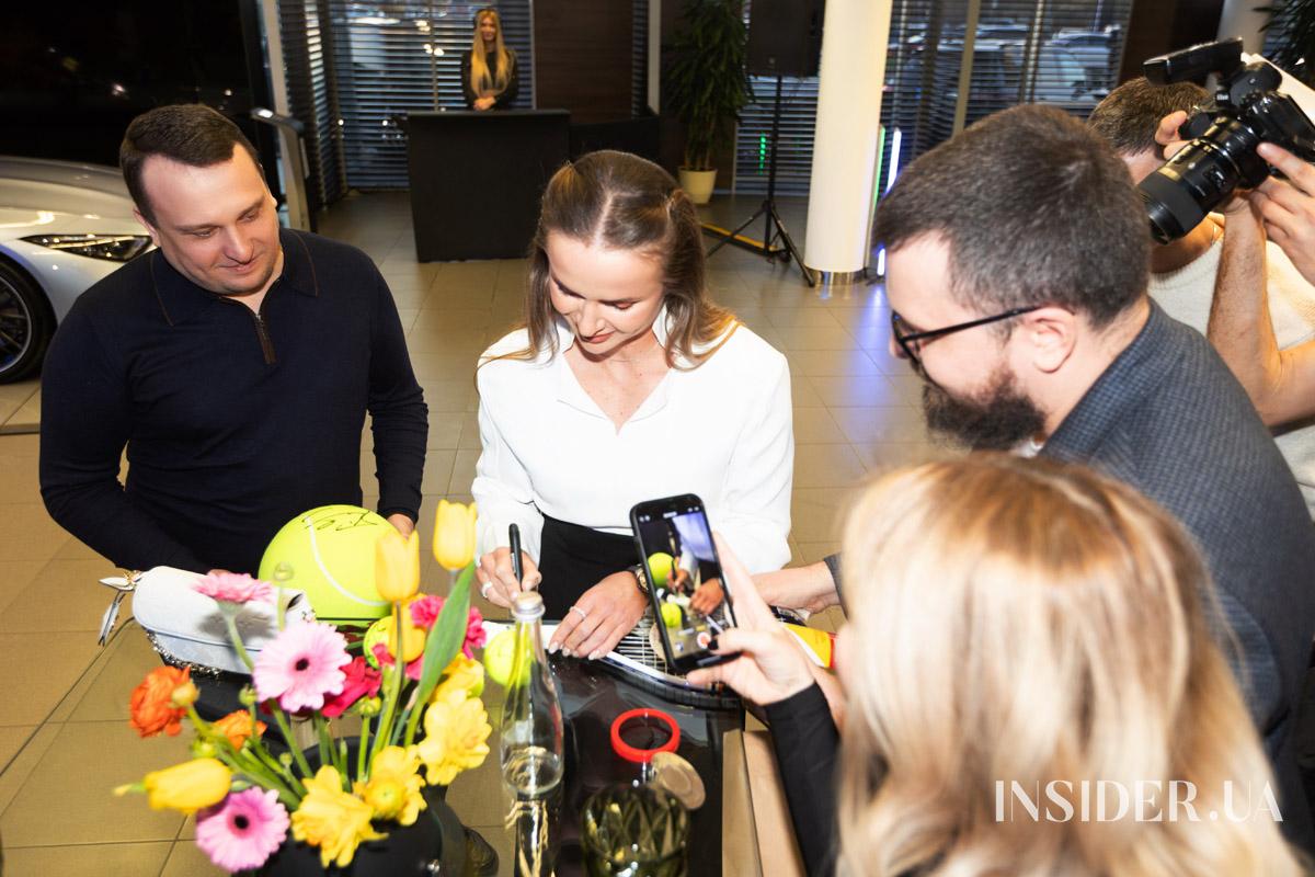 Как прошел public-talk с Элиной Светолиной в салоне Mercedes-Benz