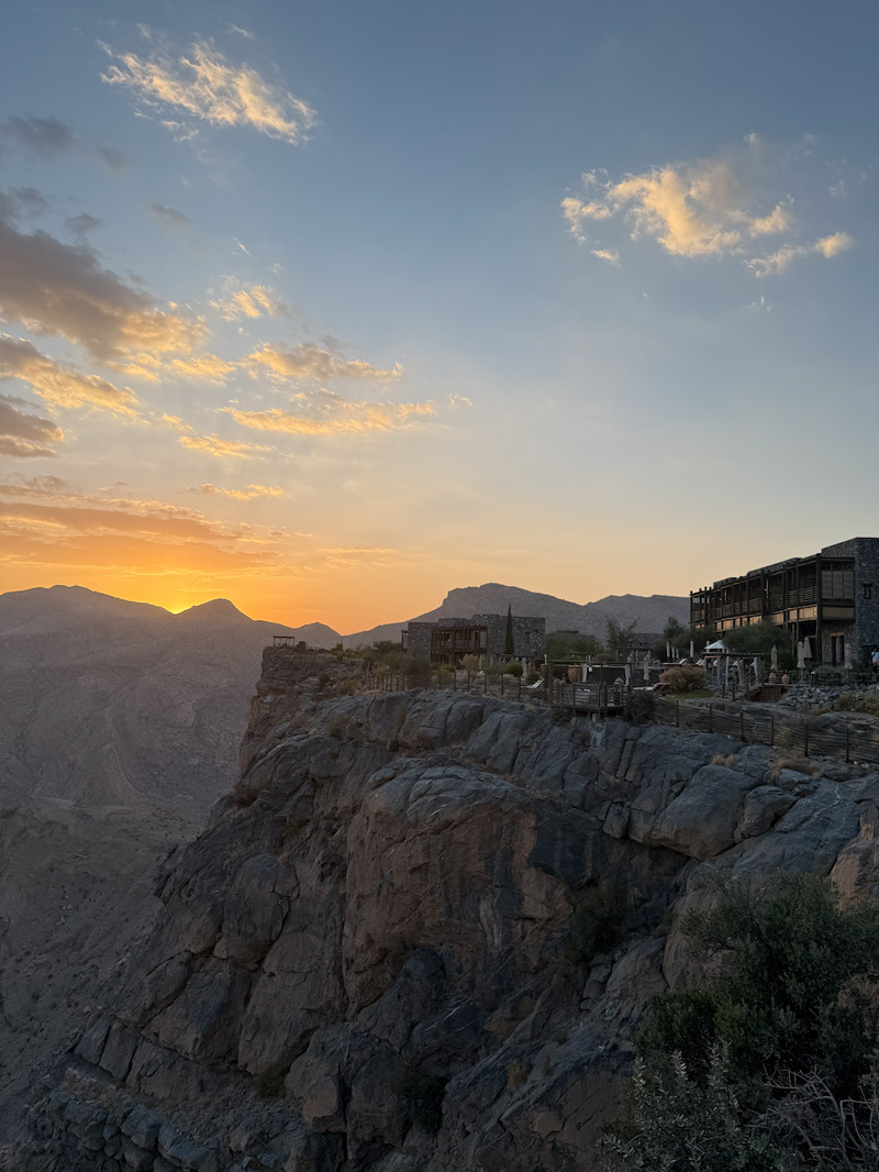 Hotel Guide Ольги Торнер: уединение на высоте 2 000 метров в Alila Jabal Akhdar