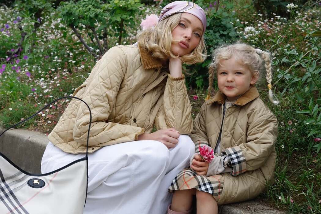 Family look: Эльза Хоск восхитила  фотографиями с дочерью