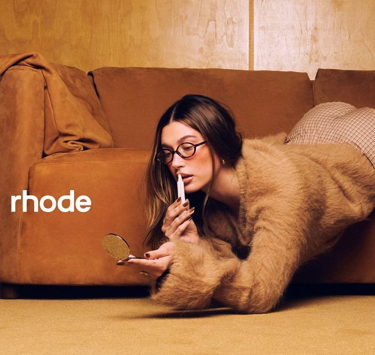 На тлі чуток про банкрутство чоловіка: Гейлі Бібер продала свій бренд Rhode