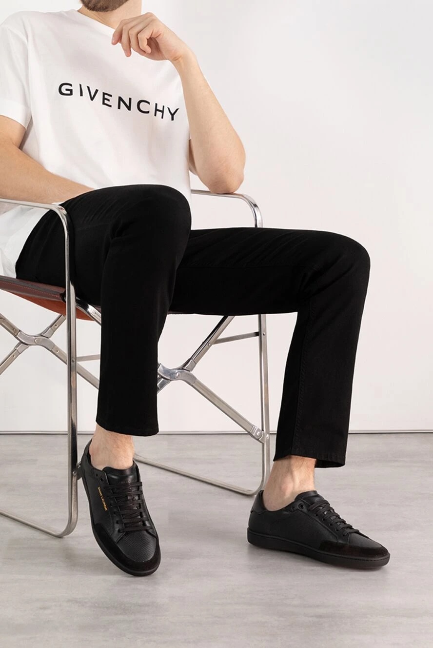 Как создать стильные и модные образы с кедами Saint Laurent