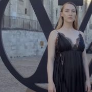 Носители: Леони Ханне в платье Milla Nova на красной дорожке в Каннах