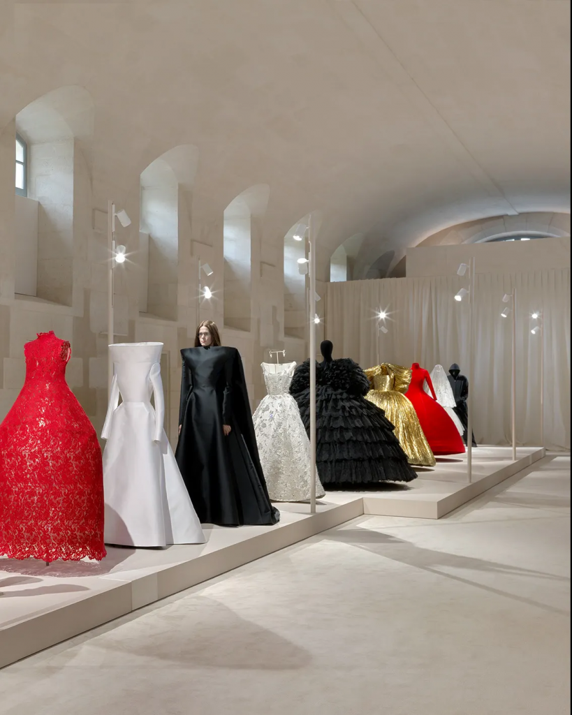 Интересный факт: Демные Гвасалии в свое время отказали в стажировке в Balenciaga