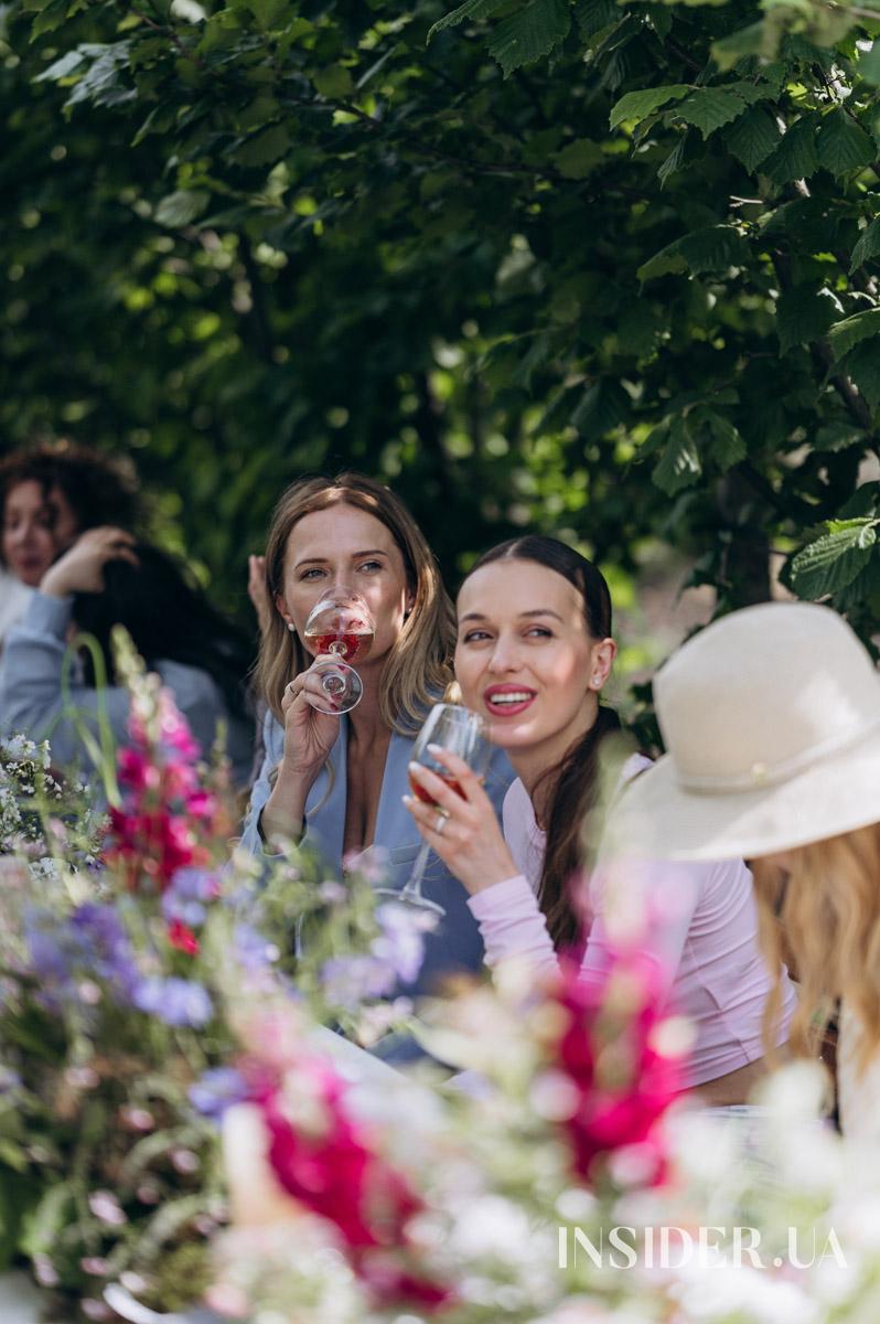 Як це було: ретрит-натхнення з Олею Цибульською у The Village Wine