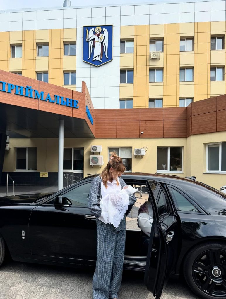 Леся Нікітюк народила первістка