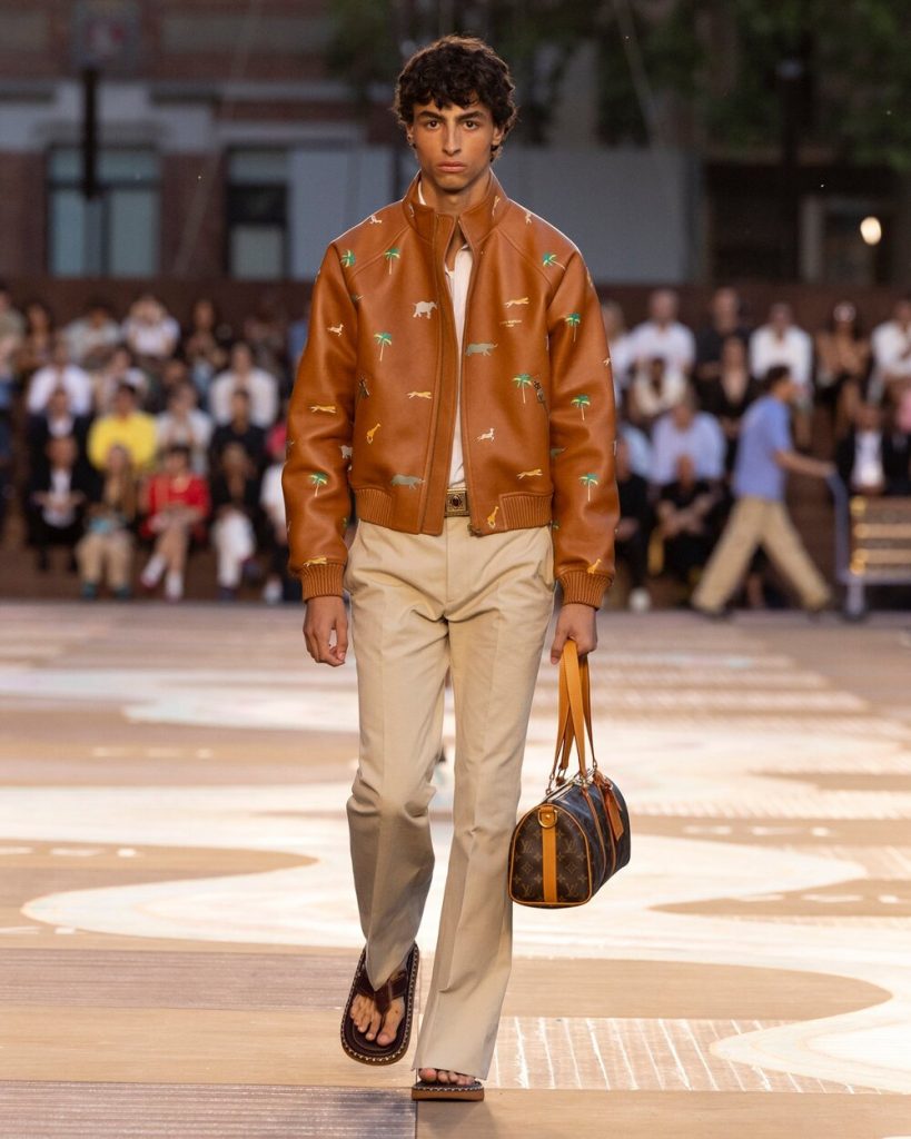 Бейонсе, Джей-Зи и Брэдли Купер на показе Louis Vuitton в Париже