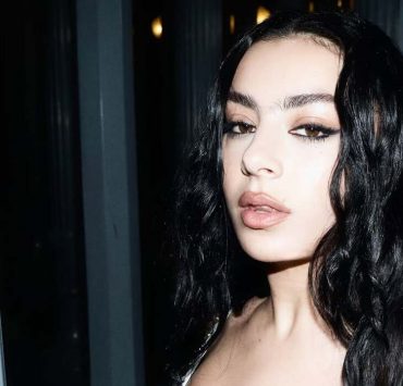 Співачка Charli XCX вийшла заміж