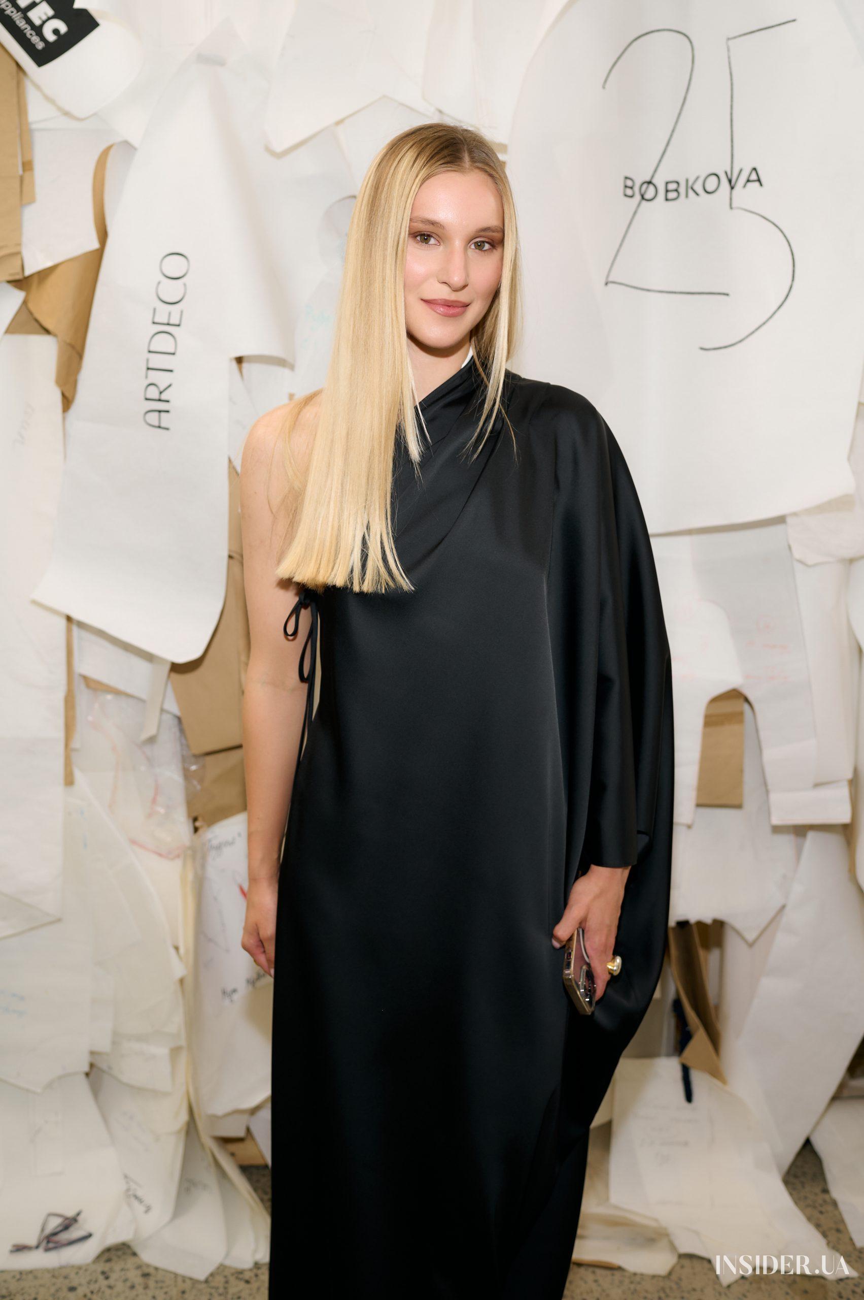 Архівна виставка й модне шоу: бренд BOBKOVA гучно відзначив 25-річчя