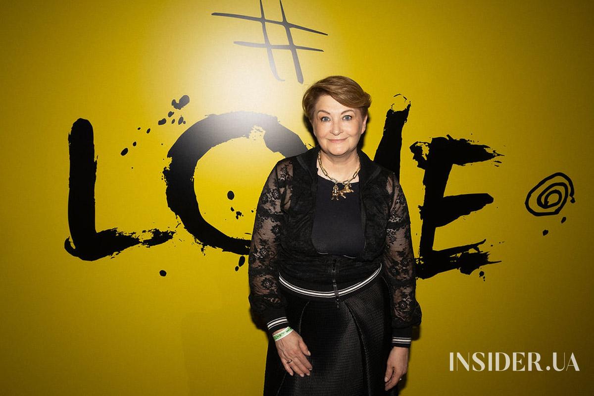 Ефектне шоу та зіркові гості: MONATIK дав яскравий концерт в Українському Домі