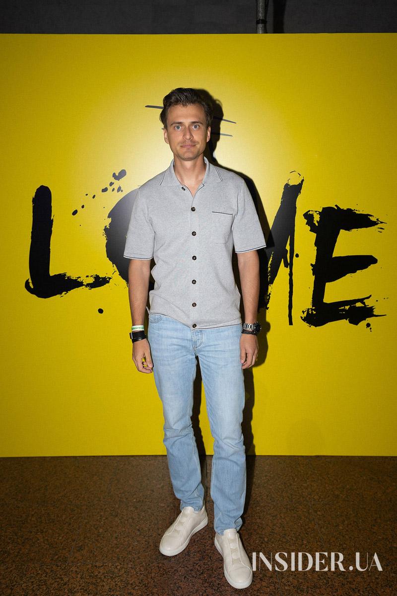 Ефектне шоу та зіркові гості: MONATIK дав яскравий концерт в Українському Домі