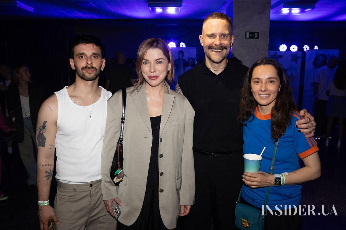 Ефектне шоу та зіркові гості: MONATIK дав яскравий концерт в Українському Домі