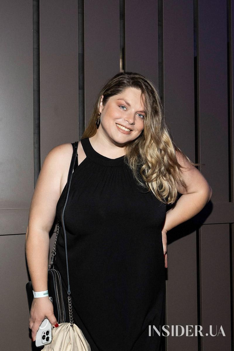 Ефектне шоу та зіркові гості: MONATIK дав яскравий концерт в Українському Домі