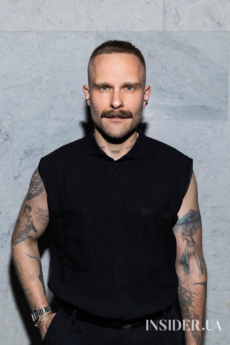 Ефектне шоу та зіркові гості: MONATIK дав яскравий концерт в Українському Домі