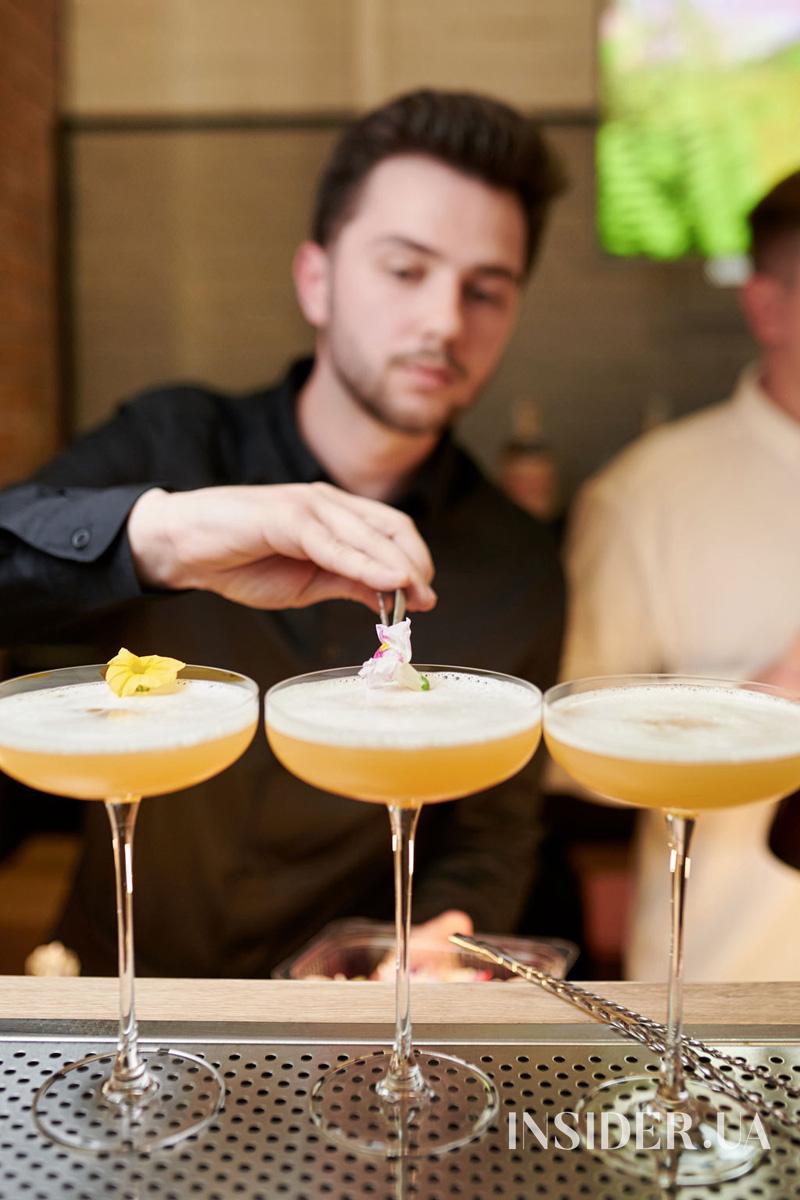 Архівна виставка й модне шоу: бренд BOBKOVA гучно відзначив 25-річчя