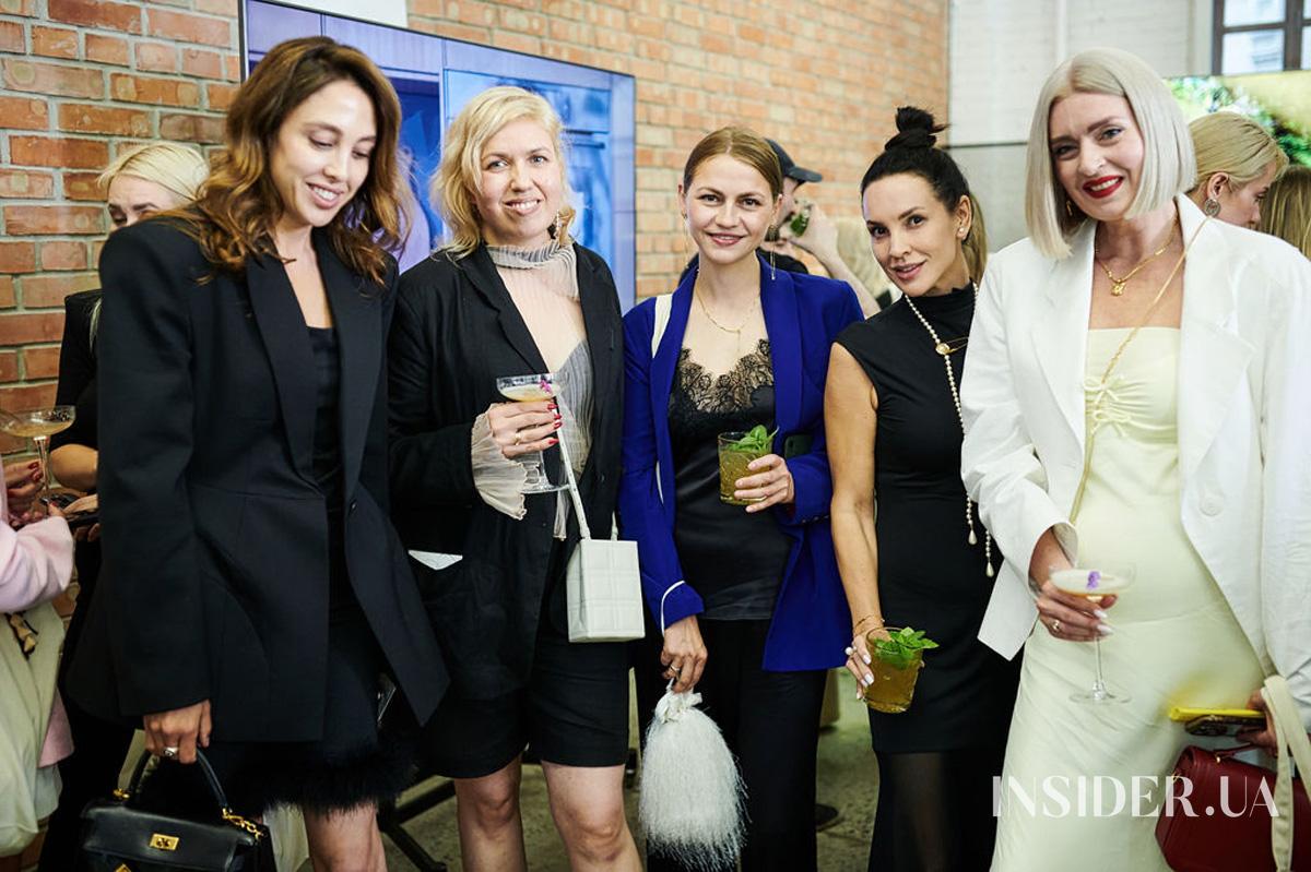 Архівна виставка й модне шоу: бренд BOBKOVA гучно відзначив 25-річчя