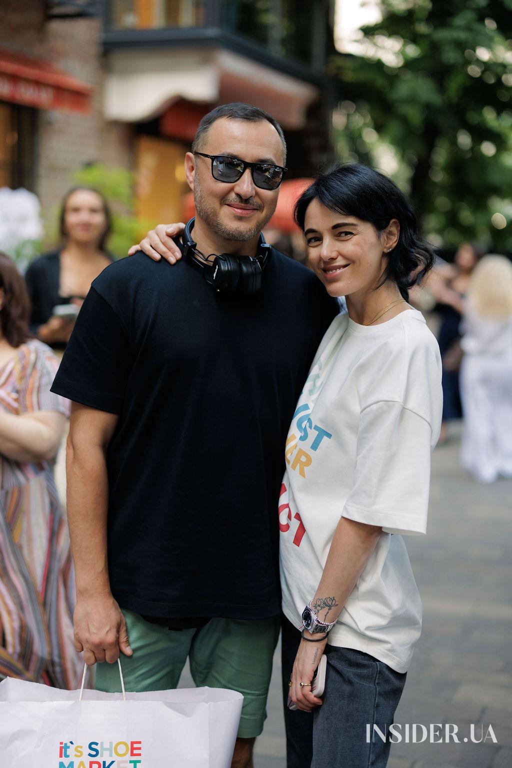 Зіркові лоти й багато музики: як минув благодійний маркет від the COAT