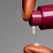 Жыве Беларусь: Маша Єфросиніна, Оля Полякова та інші знаменитості висловлюють підтримку протестуючим
