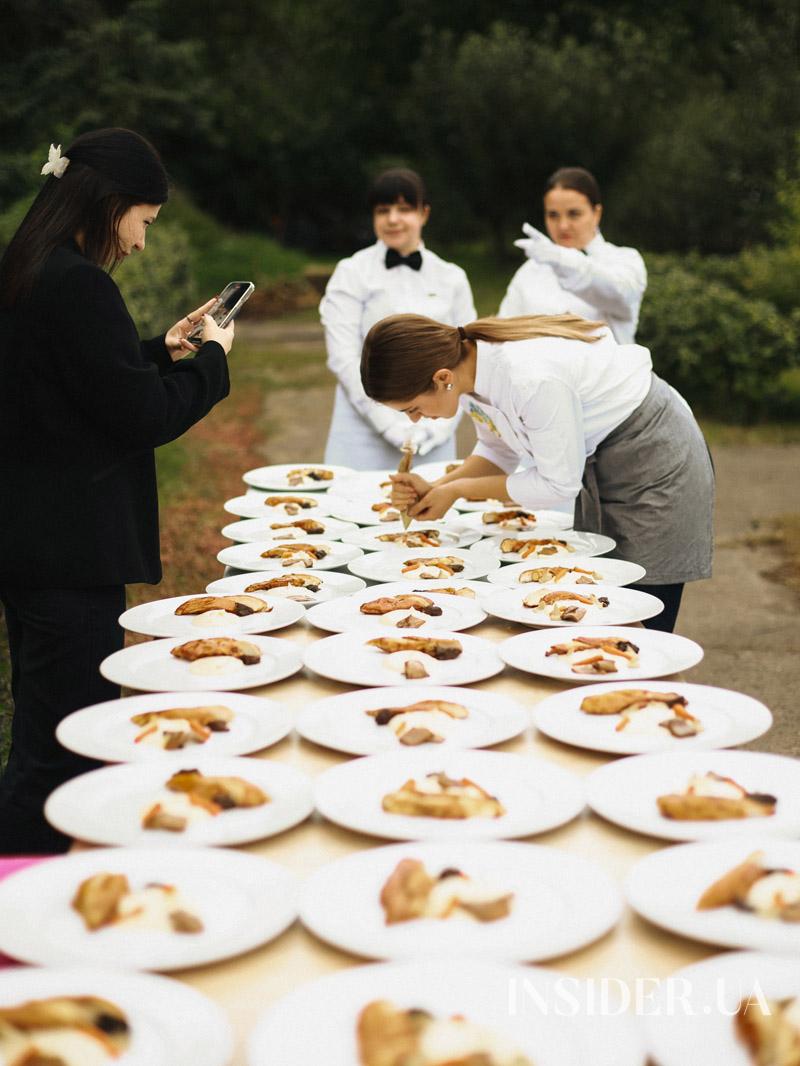 Атмосферний Garden dinner: особлива благодійна вечеря у Ботанічному саду