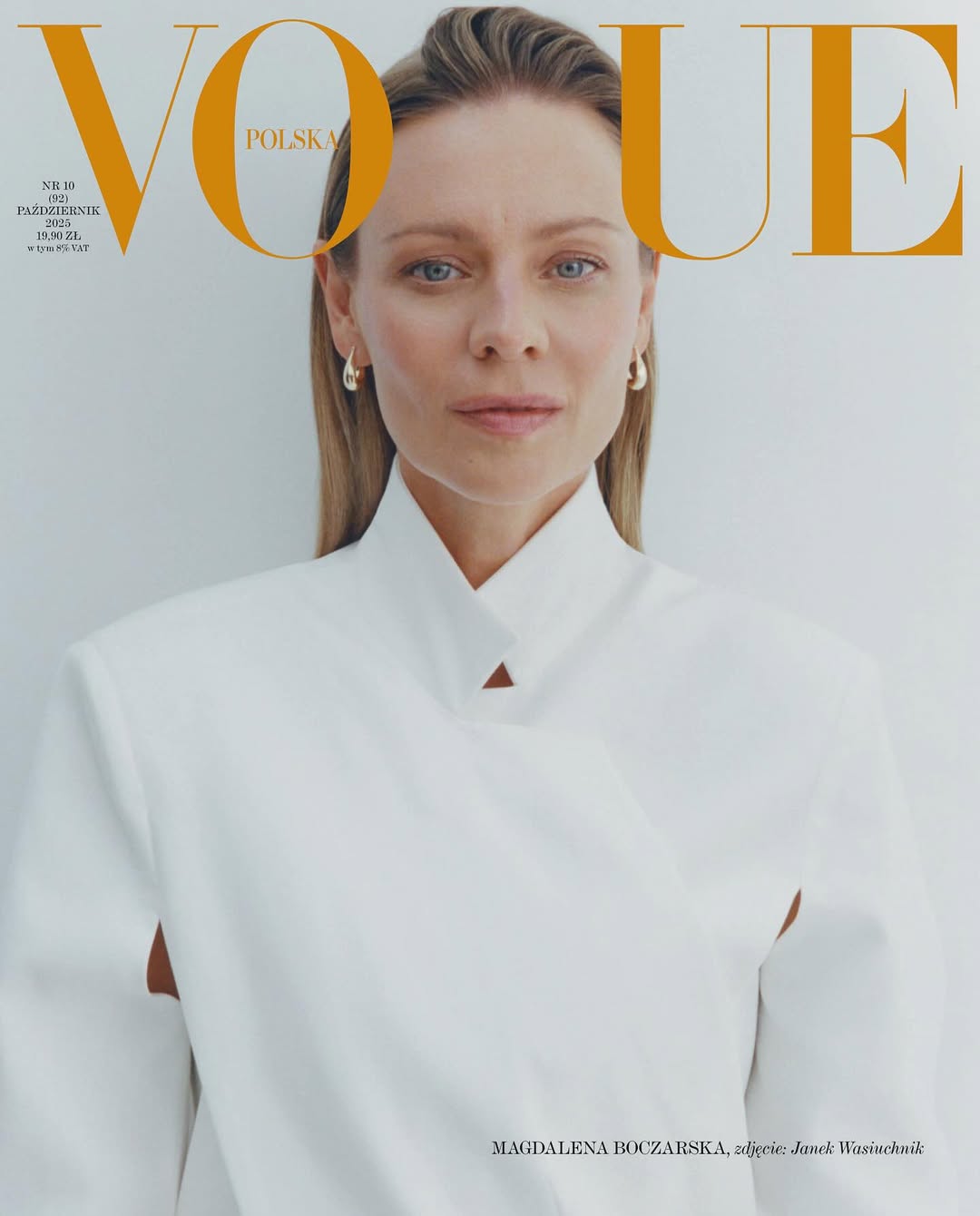 Замечено: актриса Магдалена Бочарская в жакете Bevza на обложке Vogue Poland