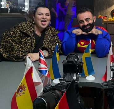 Цимбaлюк, Cумська та інші зірки у трейлері чорної комедії «10 Блогерят»