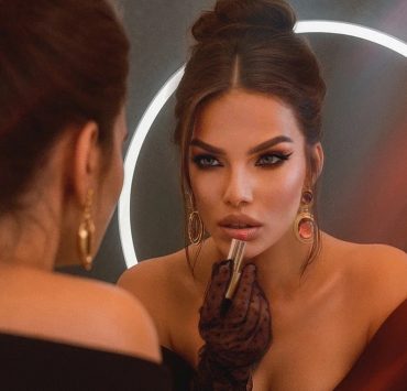 Сповідь Ольги Торнер у новому треку Mirror