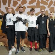 Премьера: MONATIK и DOROFEEVA презентовали дуэт