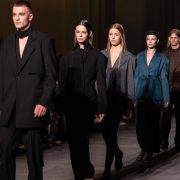 «Жити назустріч»: дослідження стійкості й єдності в шоу Andreas Moskin SS&#8217;26