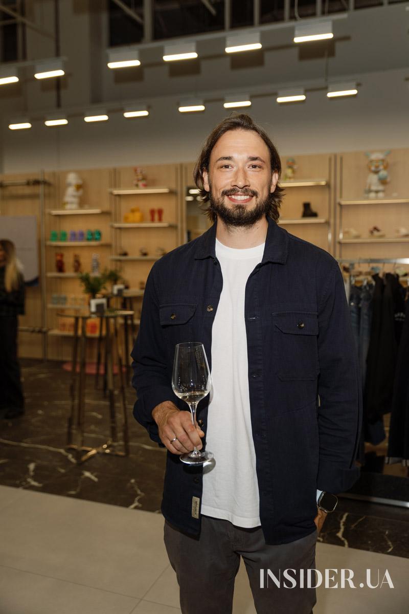 Євген Галич, Нікіта Кісельов та інші гості відкриття концепт-стору OST.1 у Києві