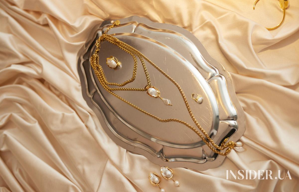 UFW SS&#8217;26: концептуальна експозиція «шлях [до] жінки» від Grains de Verre