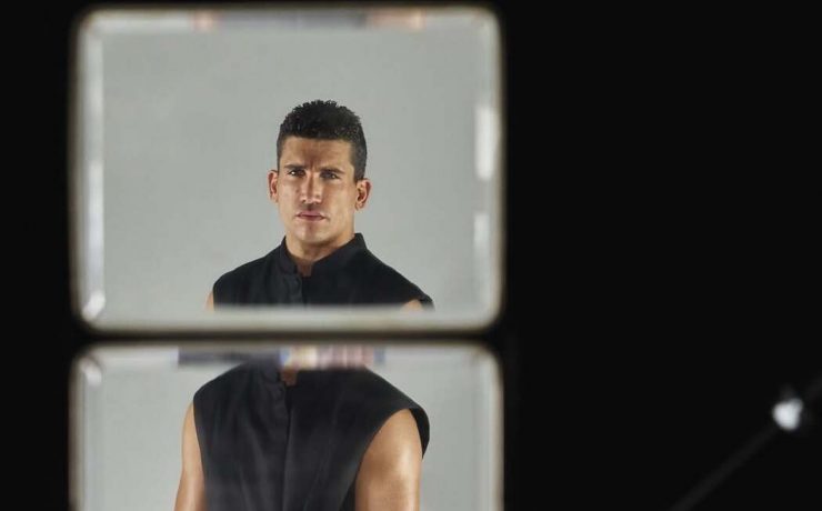 Помічено: зірка «Паперового будинку» Хайме Лоренте у костюмі Andreas Moskin