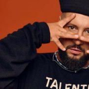 Зірка серіалу «Ти» Пенн Беджлі став багатодітним батьком
