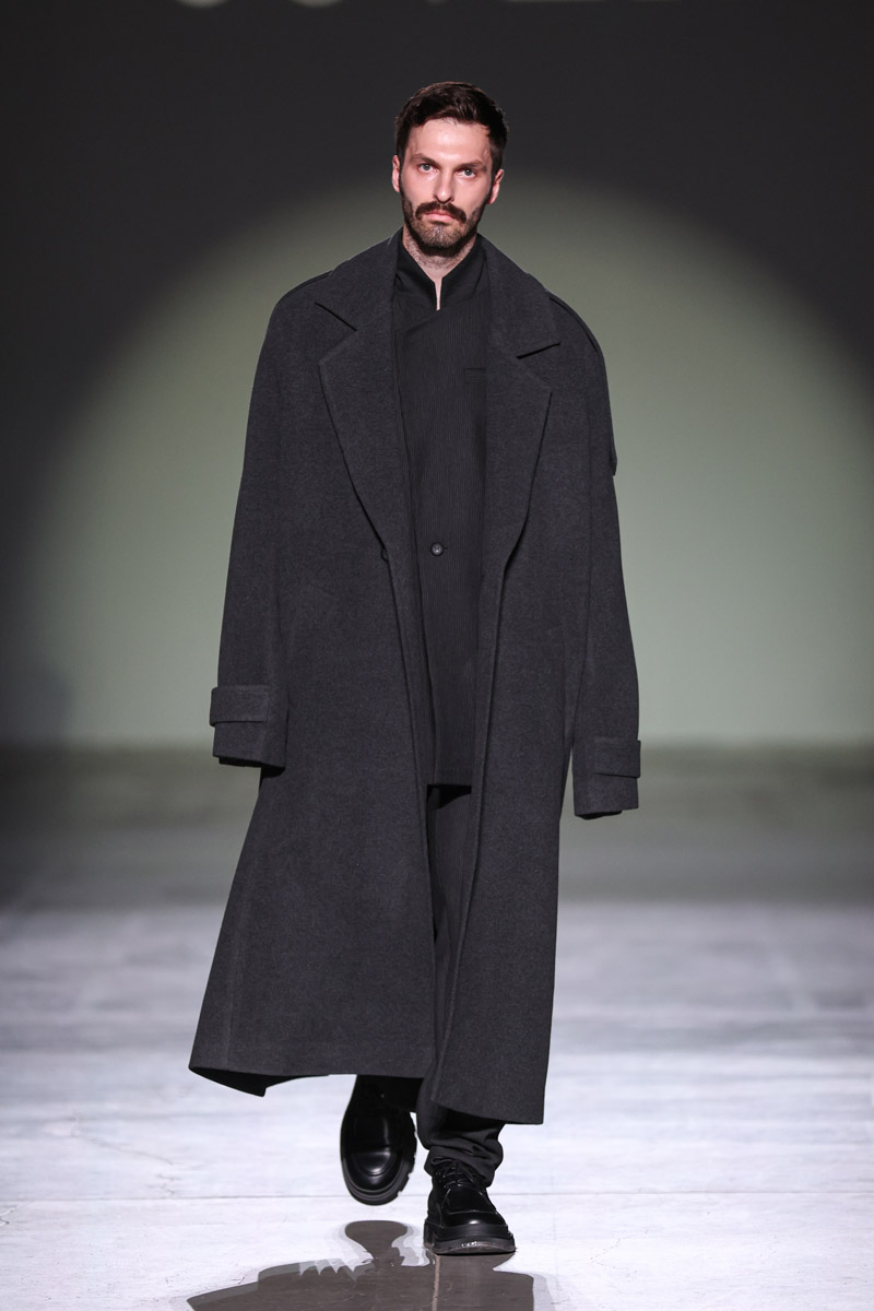 Коли мода стає мовою пам’яті та сили: чим вразив третій день Ukrainian Fashion Week SS’26
