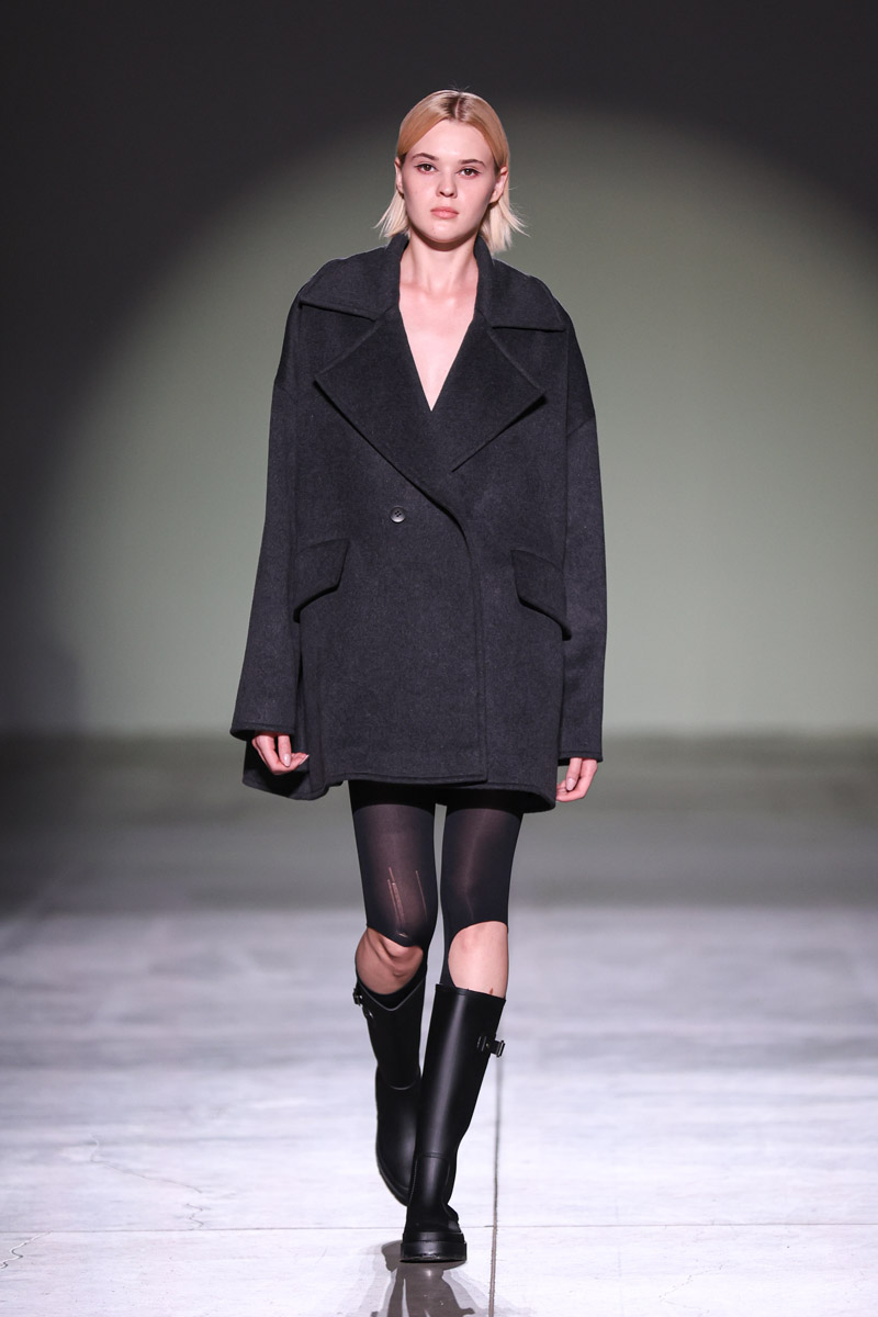 Коли мода стає мовою пам’яті та сили: чим вразив третій день Ukrainian Fashion Week SS’26