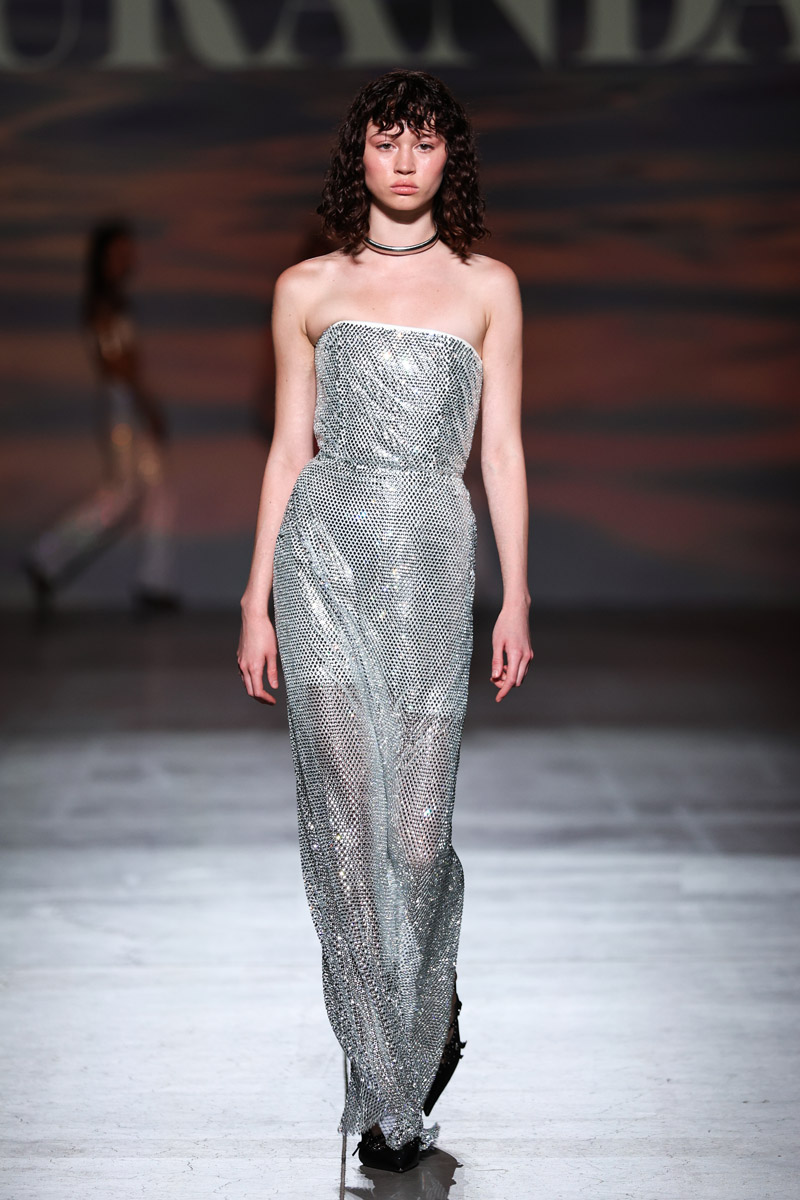 Мода, що цвіте під сиренами: як минув четвертий день Ukrainian Fashion Week SS&#8217;26