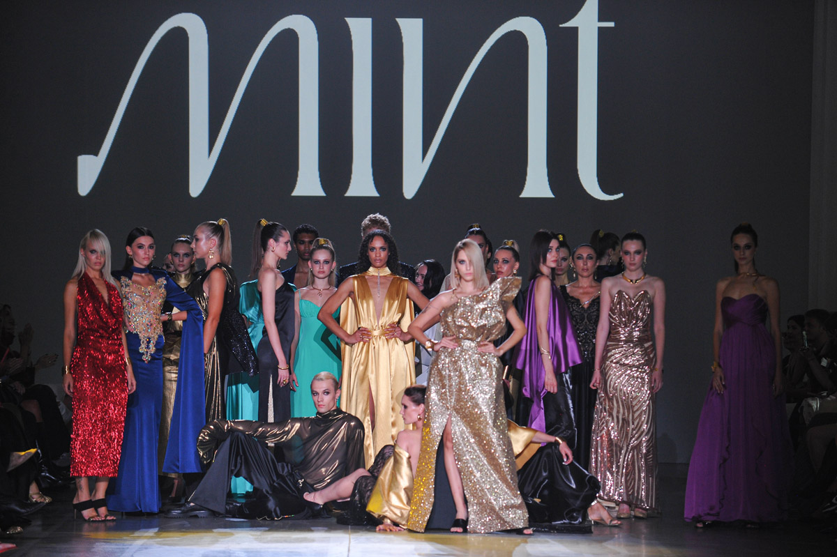 Мода, що цвіте під сиренами: як минув четвертий день Ukrainian Fashion Week SS&#8217;26