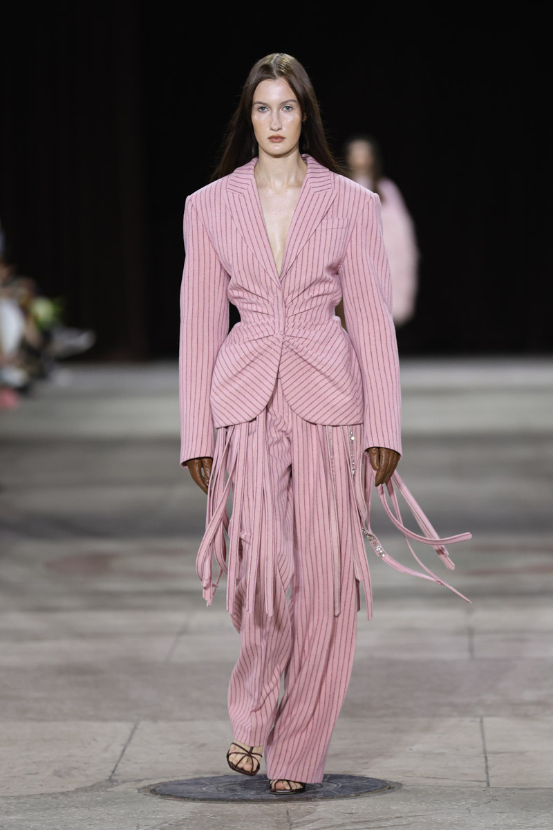 Історія любові під куполом моди: незабутній фінал Ukrainian Fashion Week SS&#8217;26