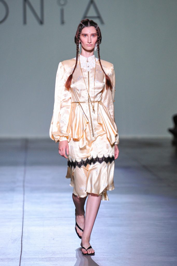 UFW SS’26: розглядаємо натхненну епохою Відродження колекцію TONiA