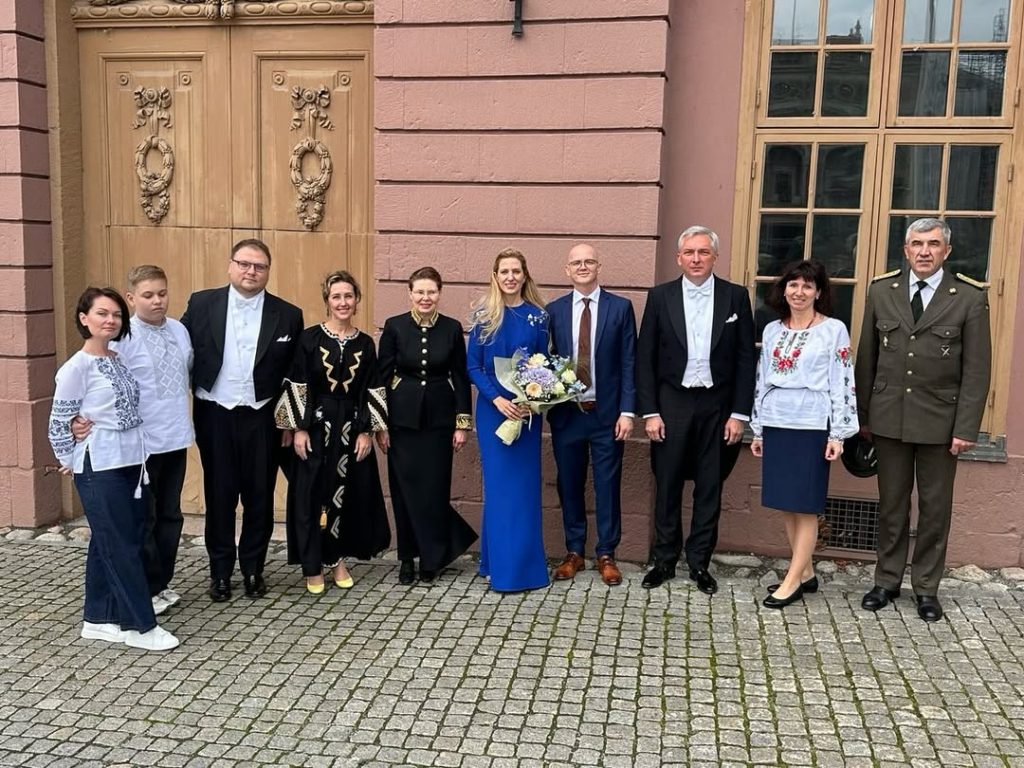 Посол України у Швеції Світлана Заліщук на авдієнції в Карла XVI Густава