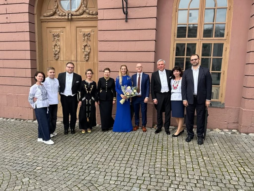 Посол України у Швеції Світлана Заліщук на авдієнції в Карла XVI Густава