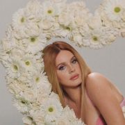 Квітковий принт та сумки на ланцюжку в колекції Chloé SS’26