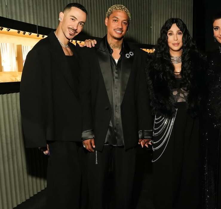 Вік не завада: 79-річна Шер вийшла на люди з 39-річним бойфрендом