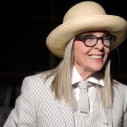 Кріс Дженнер стала білявкою