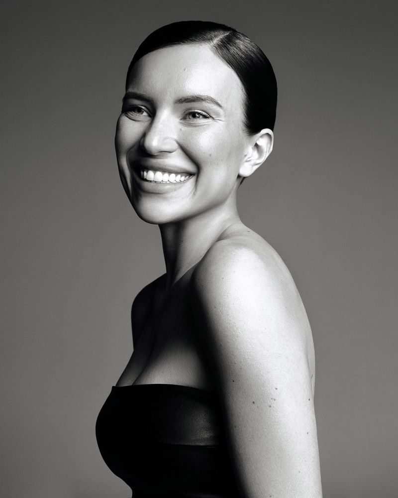 Мінімалізм зі змістом: як Дарія Волошина будує б’юті-рутину без зайвого