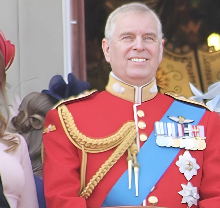 Принца Ендрю позбавили титулу та виселили з королівської резиденції