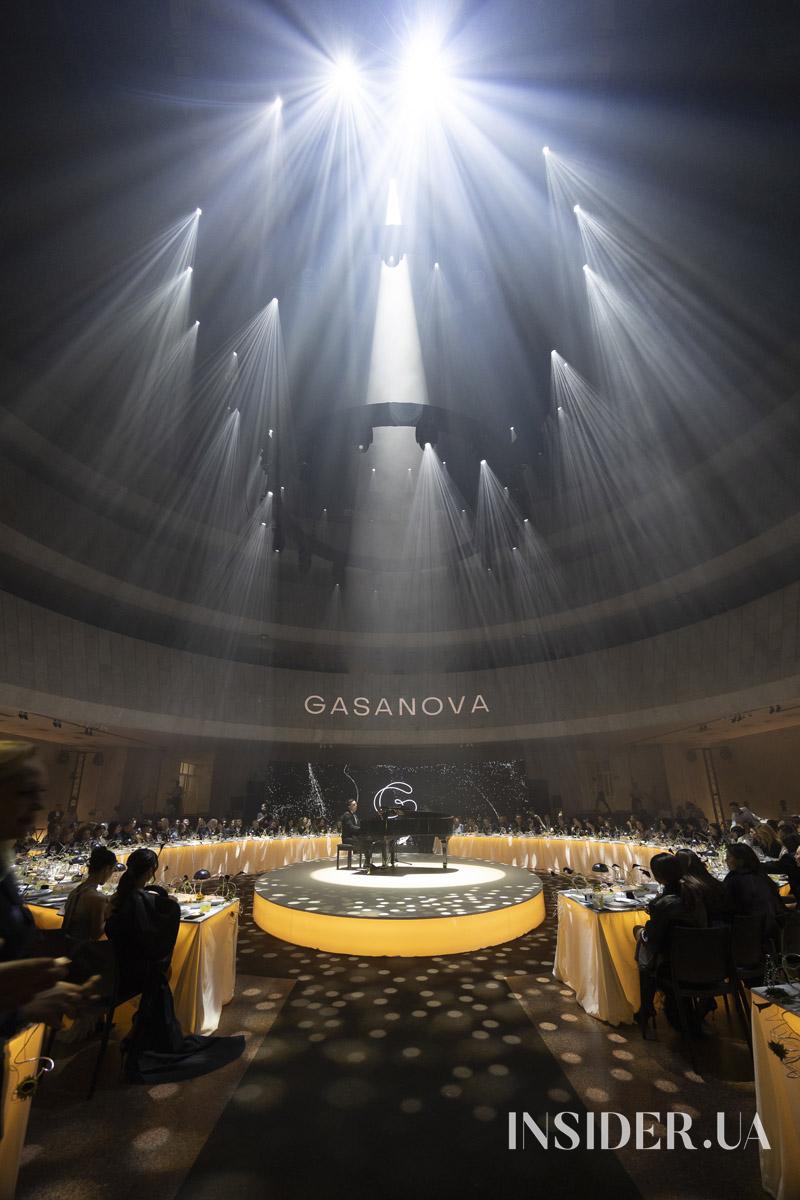 Світло крізь тінь: бренд GASANOVA представив дебютну кутюрну колекцію