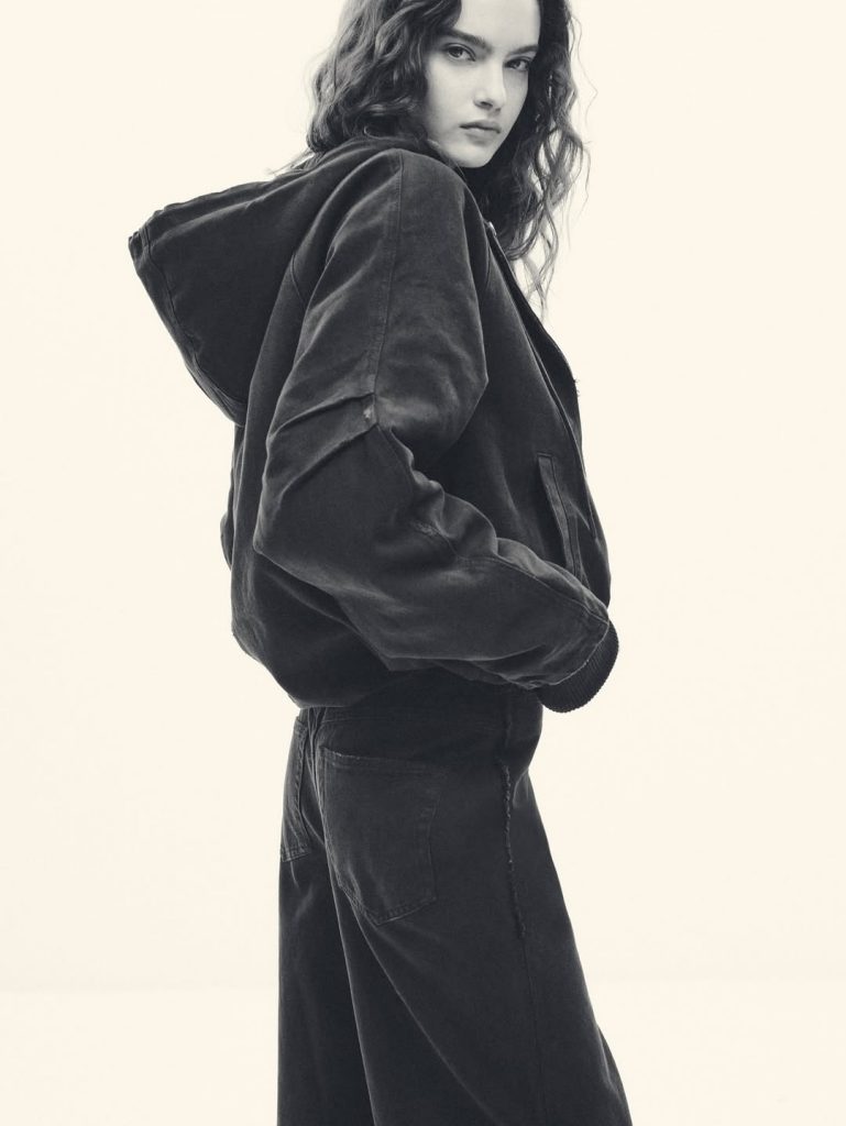 Українська модель знялася в кампейні бренду Кайлі Дженнер Khy