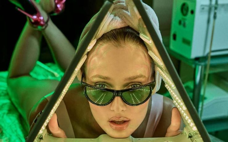 Замечено: украинка Анастасия Коваль на обложке португальского Vogue